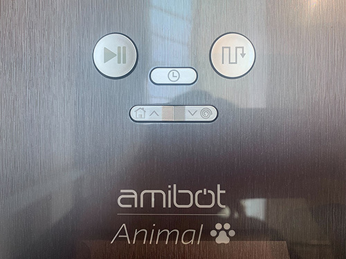 Amibot Animal H2O Connect - Boutons situés sur le capot